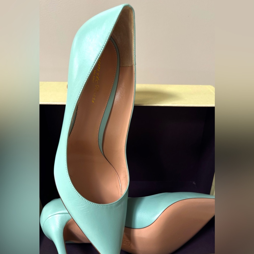 Leather Gianvito Rossi pumps - Picture 8 of 13